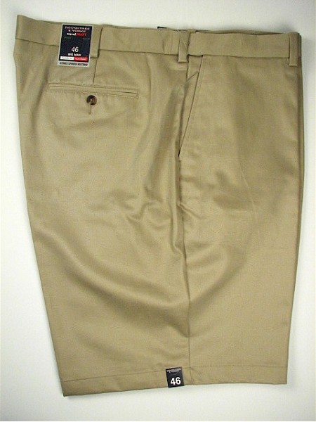 #102551. 52 . KHAKI Retail $  46.00 Shorts by ROUNDTREE YORK. EXPANDER FLAT FRONT Whs A:  2