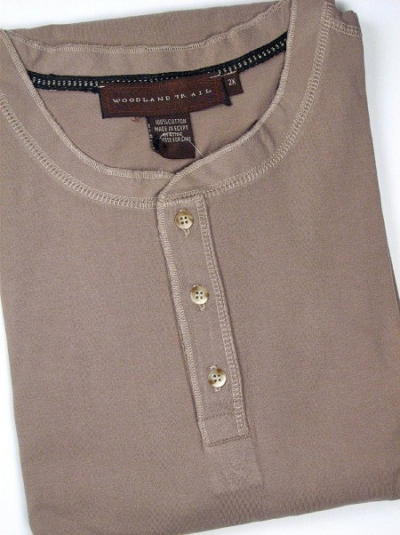 #096393. 2XL TALL. KHAKI Retail $  24.00 Short Sleeve Tee by WOOD LAND TRAIL. HENLEY 3 BUTTON TEE Whs A:  2