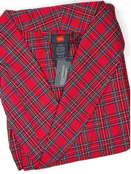 #099394. 4XL BIG. RED Retail $  45.00 Robes by HANES. WOVEN SHAWL ROBE Whs A: 11