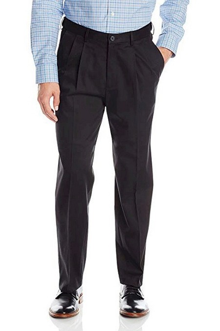 #260613. 50 32. BLACK Retail $  80.00 Cotton Casual Pants by HAGGAR COMPANY. PREM NOIRON KHK PLEAT Whs A:  4