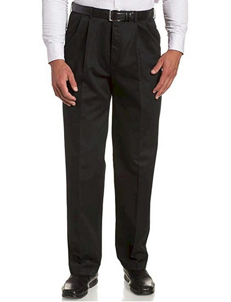 #109839. 46 32. BLACK Retail $  75.00 Cotton Casual Pants by HAGGAR COMPANY. WORK TO WEEKEND PLEAT Whs A: 11